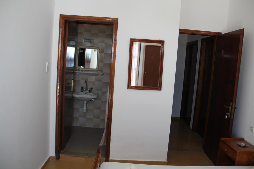 Hotel Stavris Khóra Sfakíon エクステリア 写真
