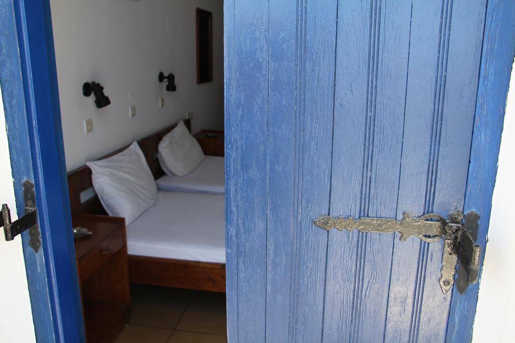 Hotel Stavris Khóra Sfakíon エクステリア 写真