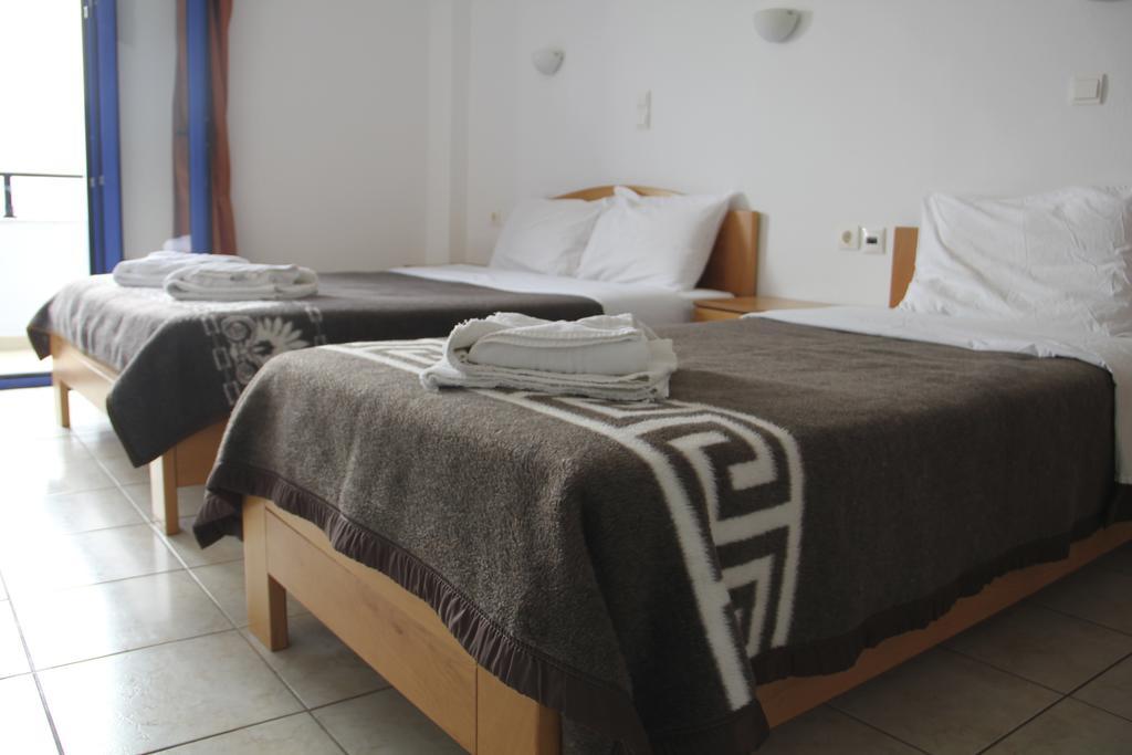 Hotel Stavris Khóra Sfakíon エクステリア 写真