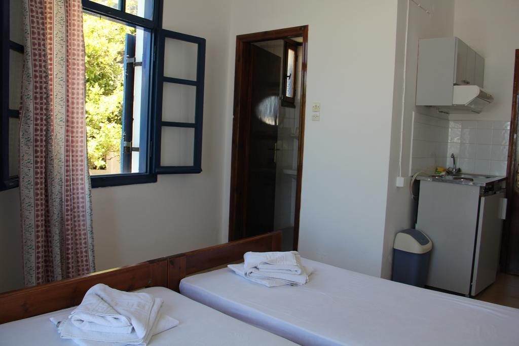 Hotel Stavris Khóra Sfakíon エクステリア 写真